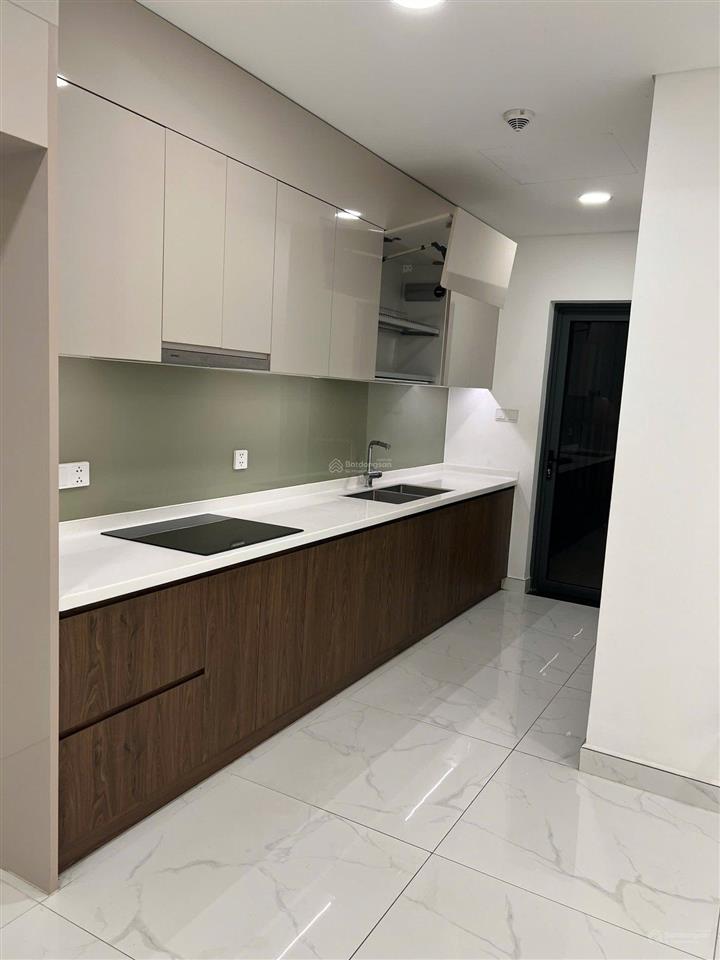 Bán nhanh căn 141m2 view hồ sinh thái khu diamond brilliant celadon city  không gian sống đẳng cấp