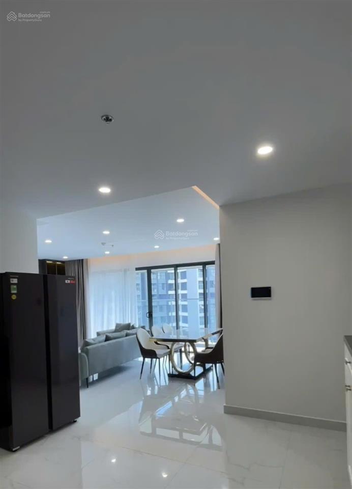 Bán nhanh căn hộ 3pn plus chỉ 8.9x tỷ có ô xe định danh và full nt
