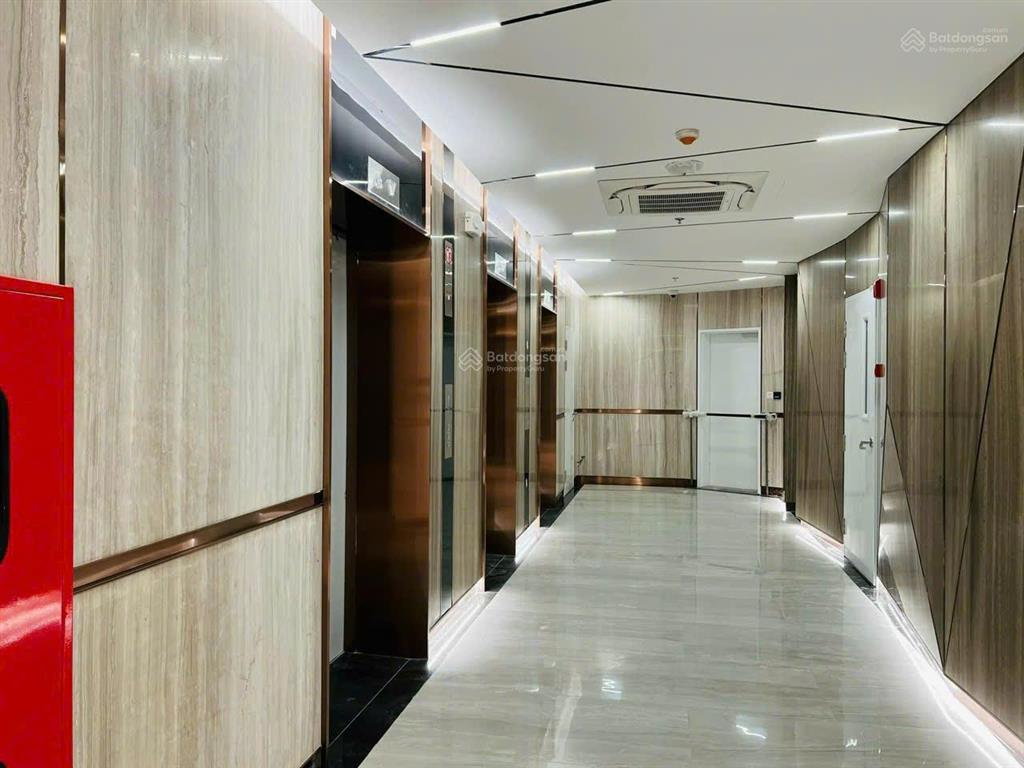 Bán nhanh căn hộ 3pn plus chỉ 8.9x tỷ có ô xe định danh và full nt