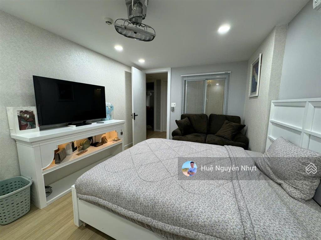 Bán nhanh căn 4pn melody 260m2 10 tỷ x full nt có mặt bằng kinh doanh riêng