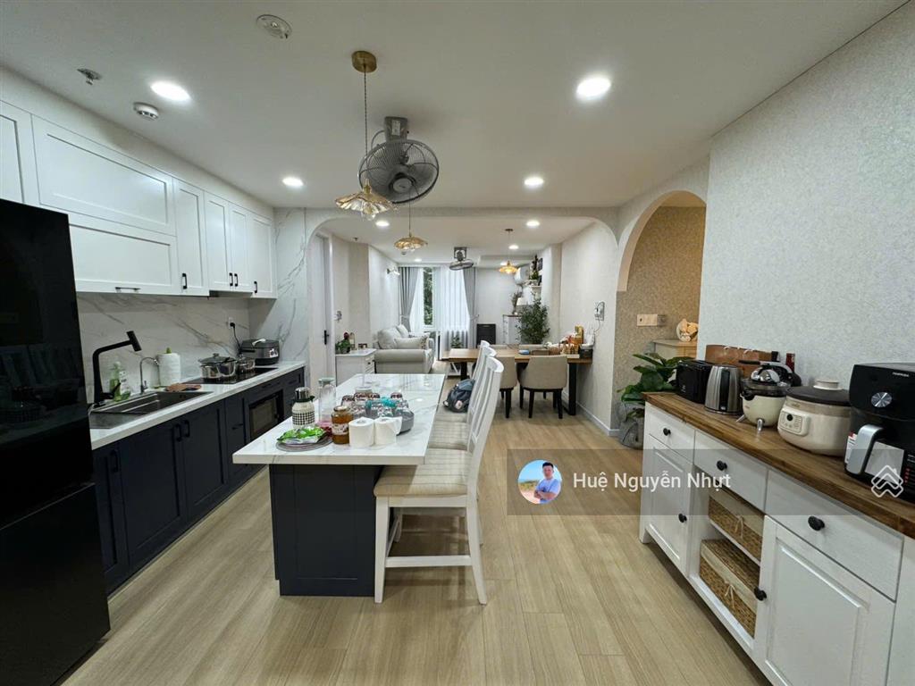 Bán nhanh căn 4pn melody 260m2 10 tỷ x full nt có mặt bằng kinh doanh riêng