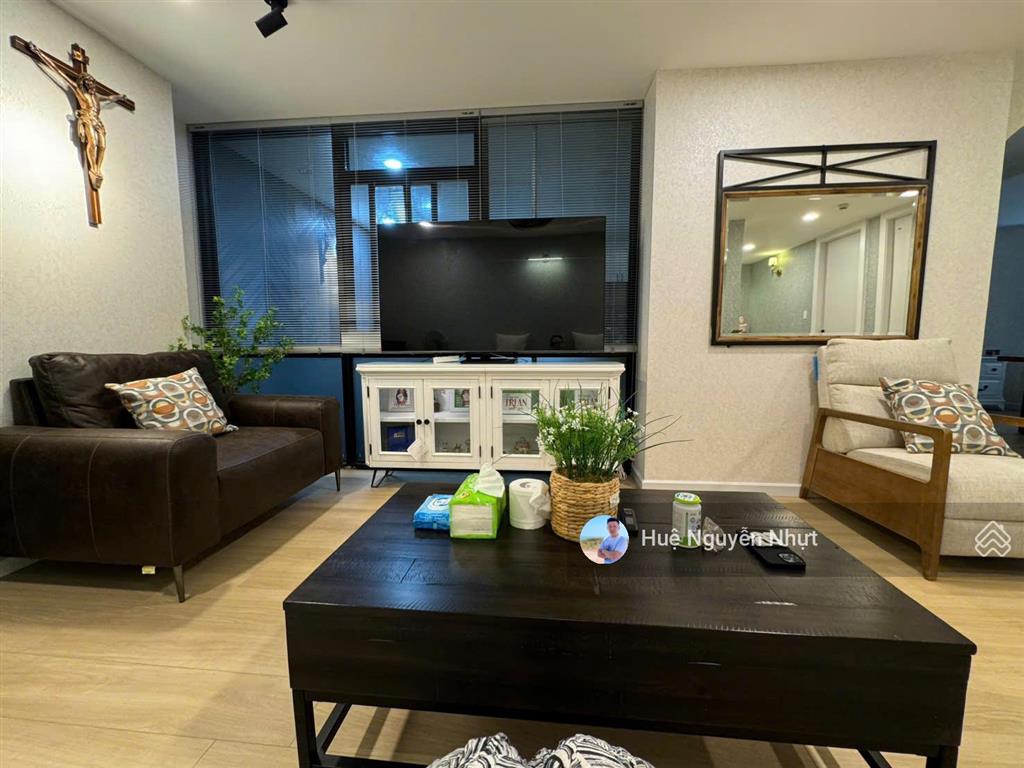 Bán nhanh căn 4pn melody 260m2 10 tỷ x full nt có mặt bằng kinh doanh riêng