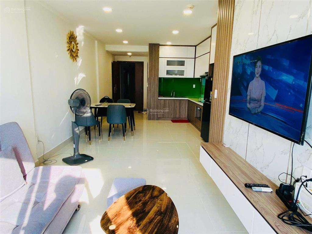 Cho thuê gateway vũng tàu 2pn 2wc, nội thất đẹp, tầng cao view phố biển  10 triệu/tháng