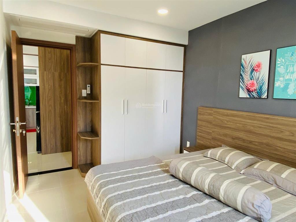 Cho thuê gateway vũng tàu 2pn 2wc, nội thất đẹp, tầng cao view phố biển  10 triệu/tháng