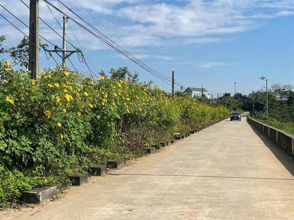 Bán lô đất nghỉ dưỡng đẹp 2 mặt tiền mà giá chỉ hơn 1 tỷ tại xã vân hòa