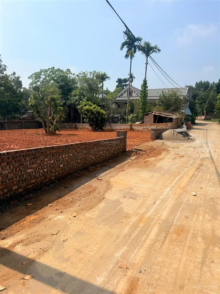 Tôi có lô đất 300m2 muốn bán tại xã vân hòa