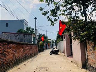 Bán đất khu tt hàng ko, thụy hương, pc, có 5 phòng trọ, 100m2, mt 5m, đường 3m, sổ hồng giá 28tr/m2