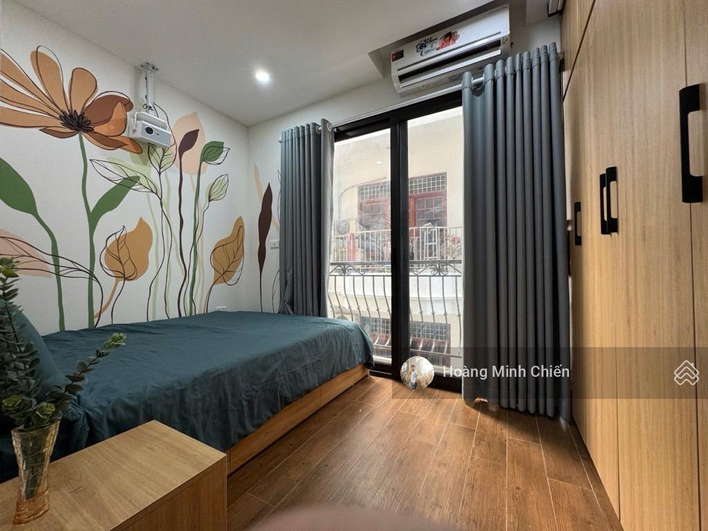 Bán toà nhà ccmn nguyễn chí thanh, ô tô vào nhà, 2 thoáng dt 105m2, 8 tầng, mt rộng