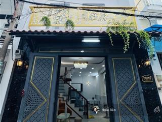 Hơn 3t ,ngay lê văn quới  gần bốn xã  nhà 2 tầng mới tinh dọn ở ngay  hẻm 4m yên tĩnh sạch đẹp