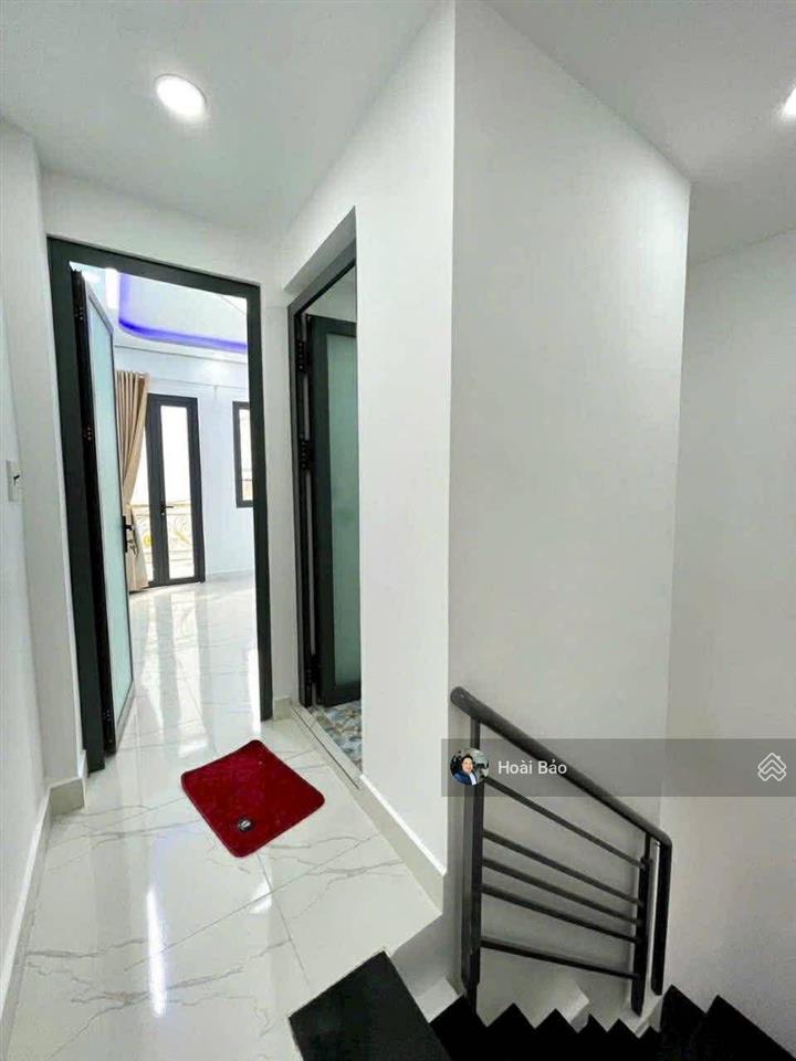 Bt  hơn 3t  giáp q6  dts 60m2  nhà mơi đốn tết