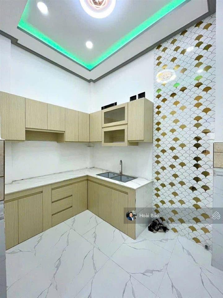 Bt  hơn 3t  giáp q6  dts 60m2  nhà mơi đốn tết