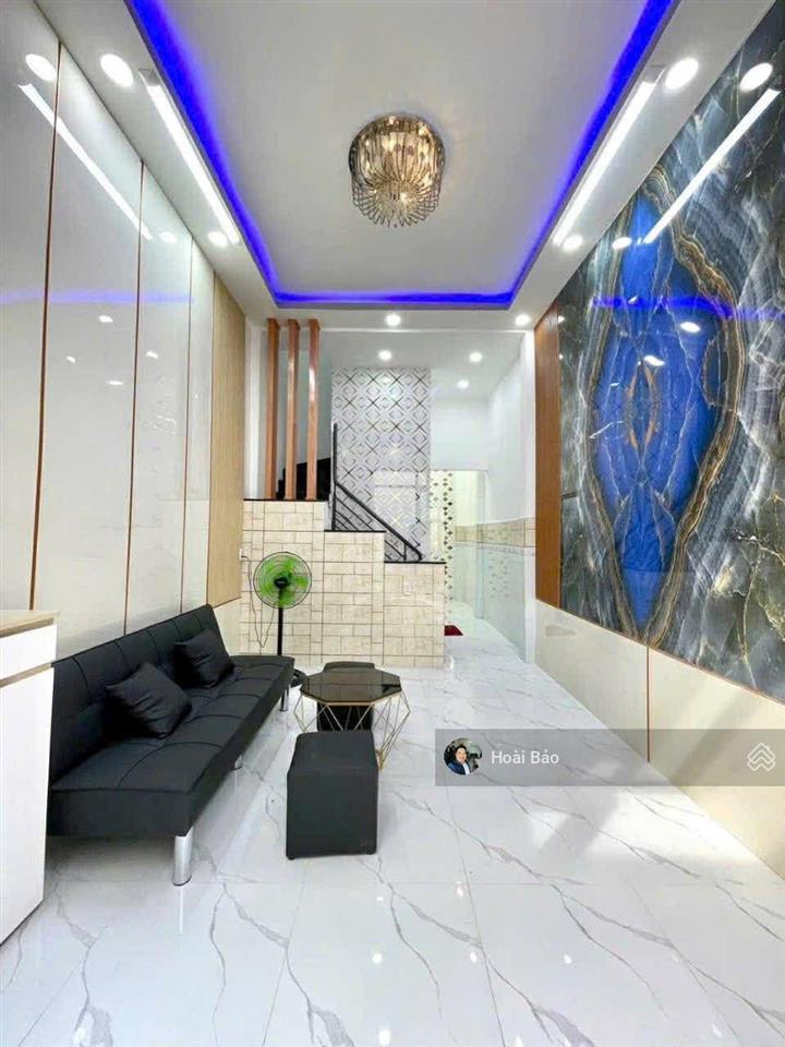 Bt  hơn 3t  giáp q6  dts 60m2  nhà mơi đốn tết