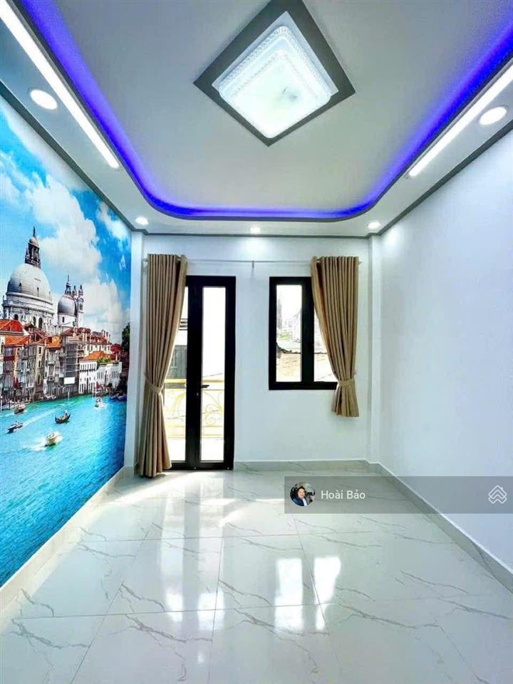 Bt  hơn 3t  giáp q6  dts 60m2  nhà mơi đốn tết