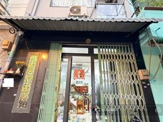 Bt hơn 3tỷ  32m2 [ 4 x8m ] giáp q6  2pn  sổ vuông vức  công chứng ngay