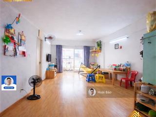 Hàng hiếm lô a9 mặt tiền ! 2pn 64m chỉ 2 tỷ 76 ( có ban công)  view nội khu  sổ hồng