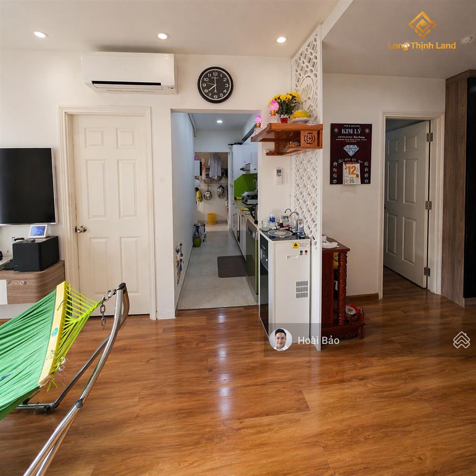 Nhà đẹp + 2pn banlcon + sổ hồng dài lâu + tặng nội thất