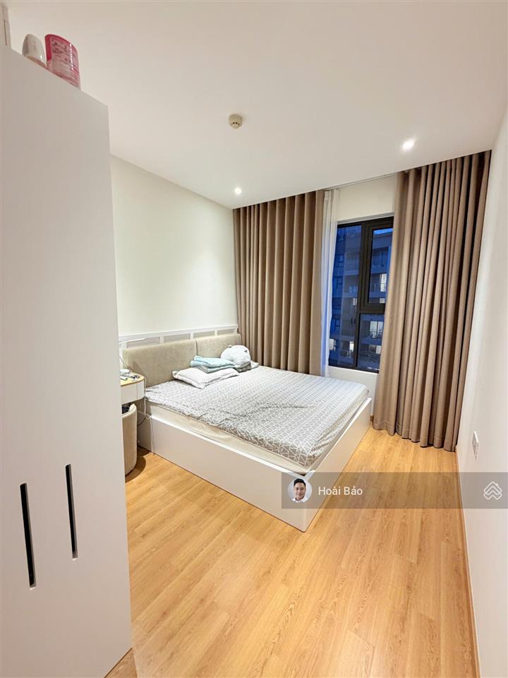 Tầng cao  view đẹp  80m2 nhà đẹp + full nội thất + giá rẻ bất ngờ