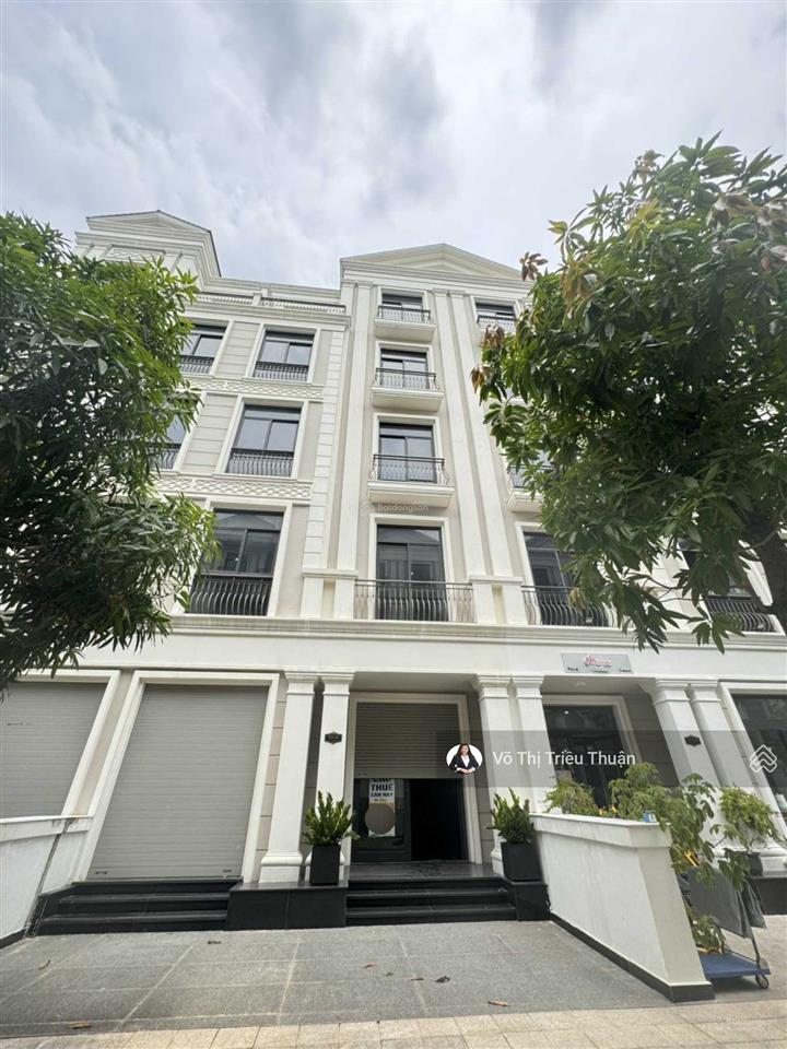 Nhà phố  bán gấp  84m2 glory giá bán siêu tốt khu vinhomes grand park tháng 8/2026  đường thông