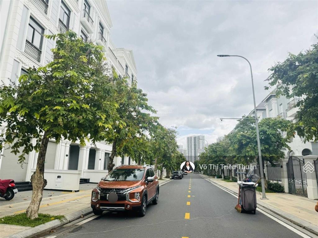 Bán gấp biệt thự song lập 200m2 glory giá bán siêu tốt toàn khu vinhomes grand park tháng 8.2026