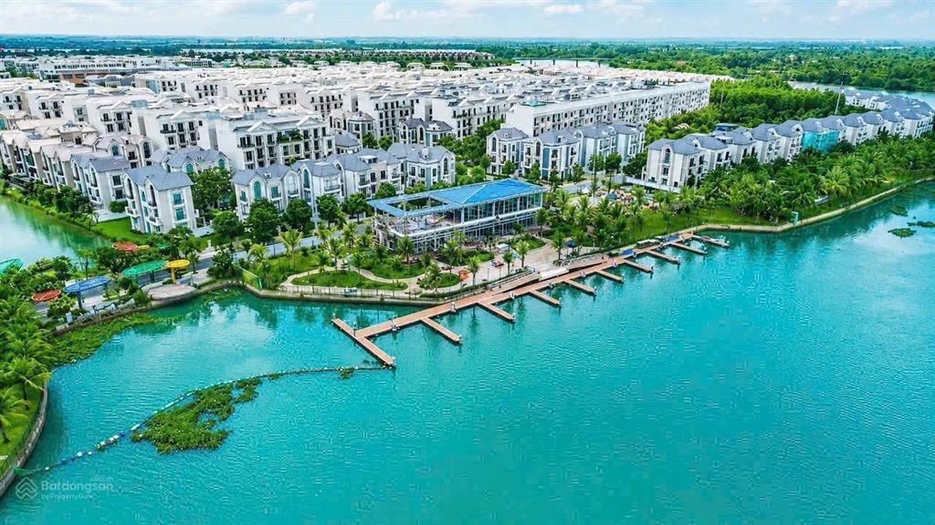 Nhà phố  bán gấp  126m2 glory giá bán top 1 toàn khu vinhomes grand park tháng 9/2026