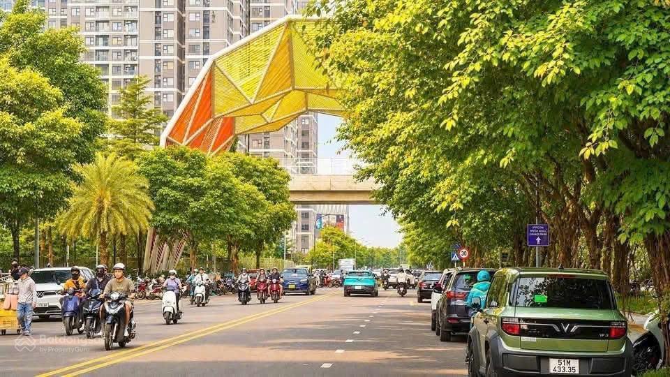 Kẹt tiền bán gấp  nhà phố  84m2 manhattan chỉ 15.x tỷ all in  giá bán siêu tốt toàn khu vhgp t8