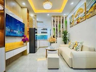 Bán nhà phố hồng hà, hoàn kiếm 22m, 5 tầng, mt 3.3m, giá 6.18 tỷ.