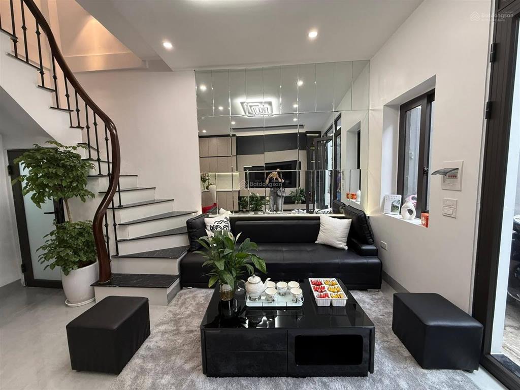 Bán nhà minh khai, ngõ gốc đề, hoàng mai 24/28m, 4 tầng, mt 4.8m, giá 6.98 tỷ.