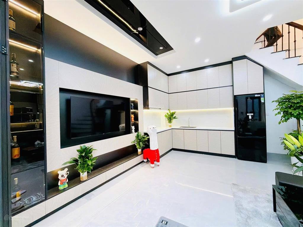 Bán nhà minh khai, ngõ gốc đề, hoàng mai 24/28m, 4 tầng, mt 4.8m, giá 6.98 tỷ.