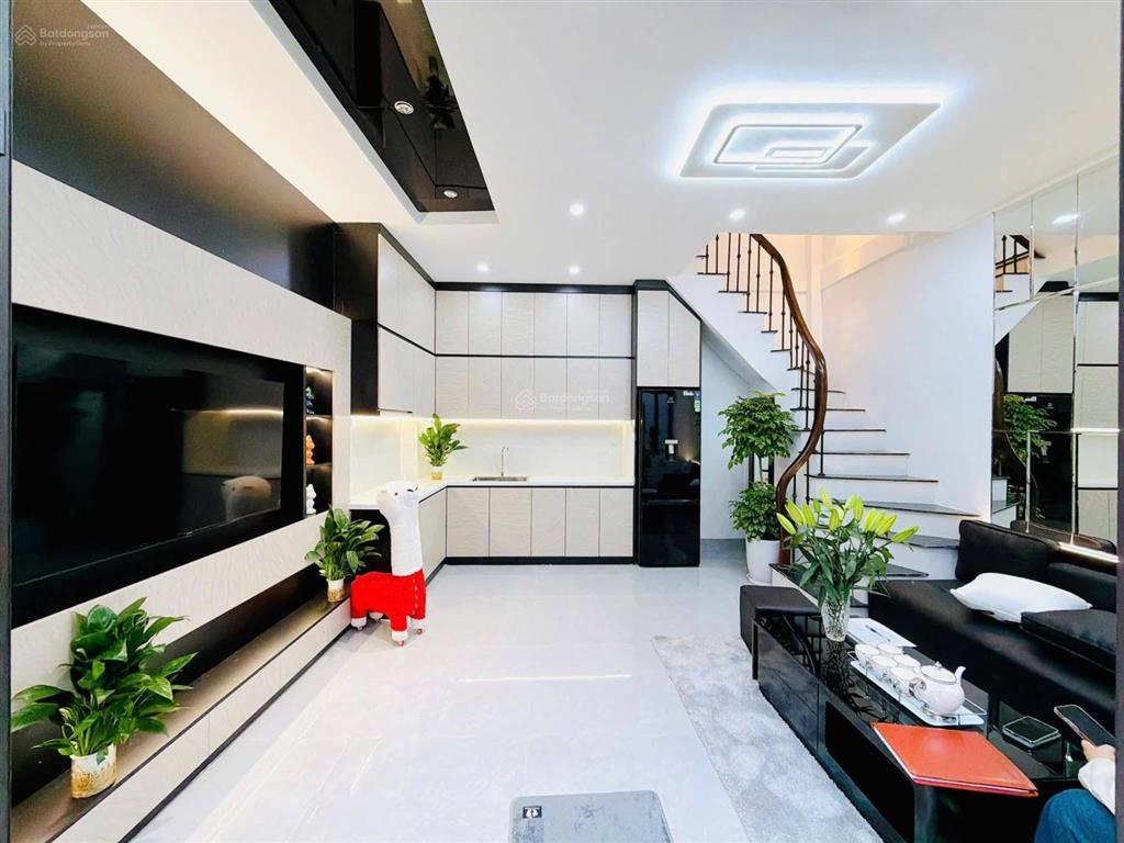 Bán nhà minh khai, ngõ gốc đề, hoàng mai 24/28m, 4 tầng, mt 4.8m, giá 6.98 tỷ.