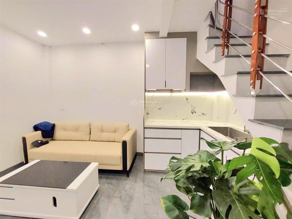 Bán nhà bùi ngọc dương, hai bà trưng 16m, 4 tầng, mt 3m, giá 3.15 tỷ.