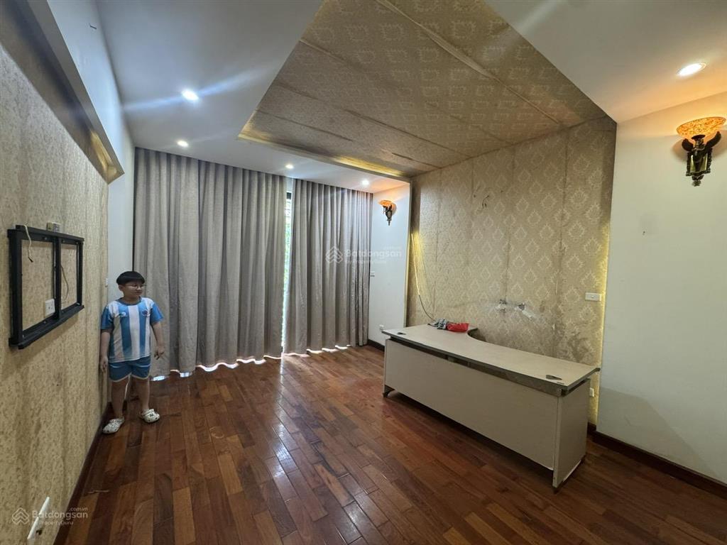 Chính chủ cho thuê nhà riêng 6 tầng siêu đẹp tại cầu giấy