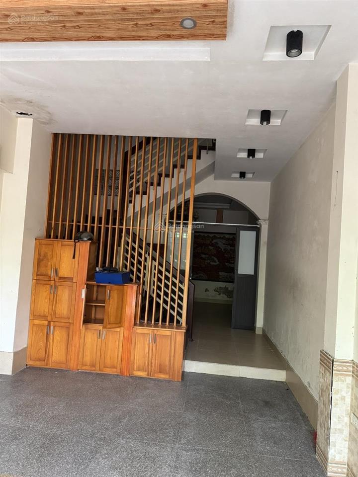 Chính chủ cho thuê nhà riêng 6 tầng siêu đẹp tại cầu giấy