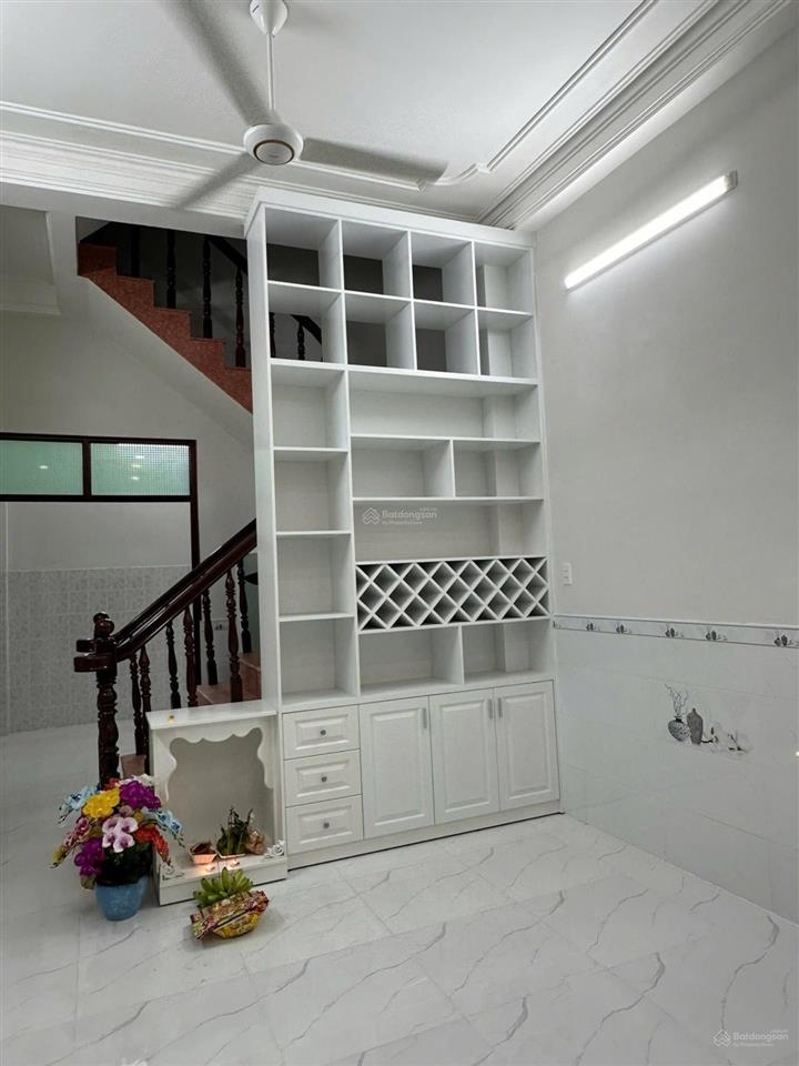 Quận 6. căn góc 3 mặt tiền dòng tiền 28 triệu/tháng ngay chợ cây gõ giáp chợ bình tây