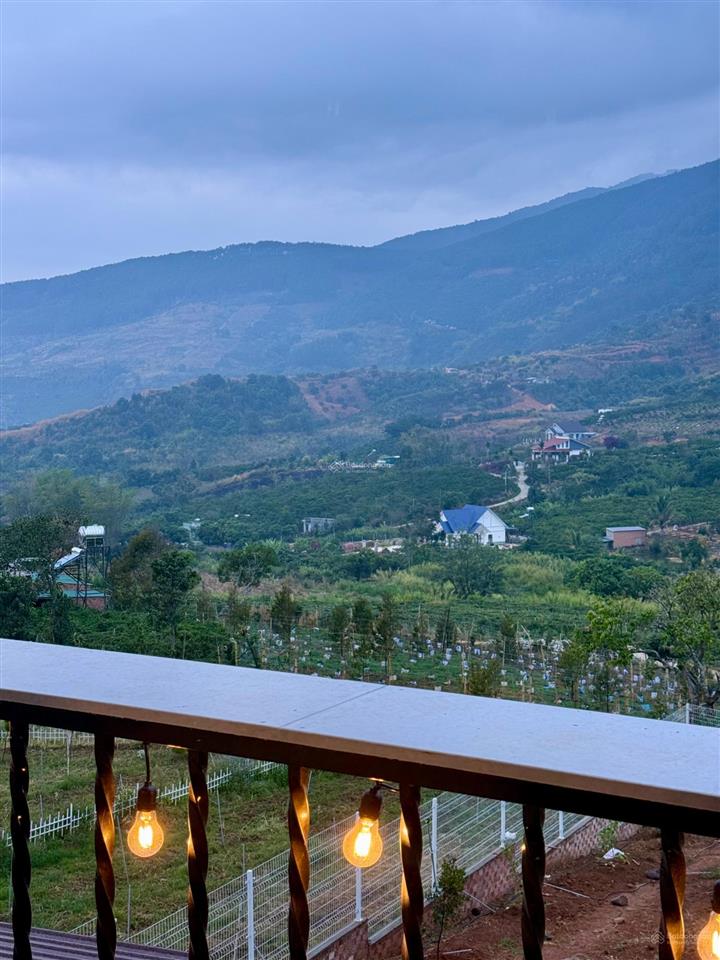 Chỉ 620 triệu . sổ hồng 215m2 . view 360 độ núi voi , rừng thông nghỉ dưỡng và đầu tư