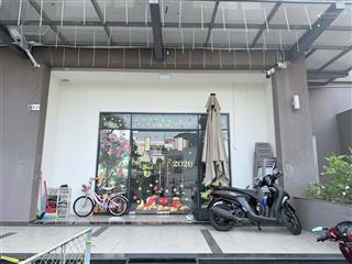 Cho thuê shophouse mbkd green river 151m2 1 trệt 1 lầu giá 18 triệu có sẳn nội thất và 3 máy lạnh