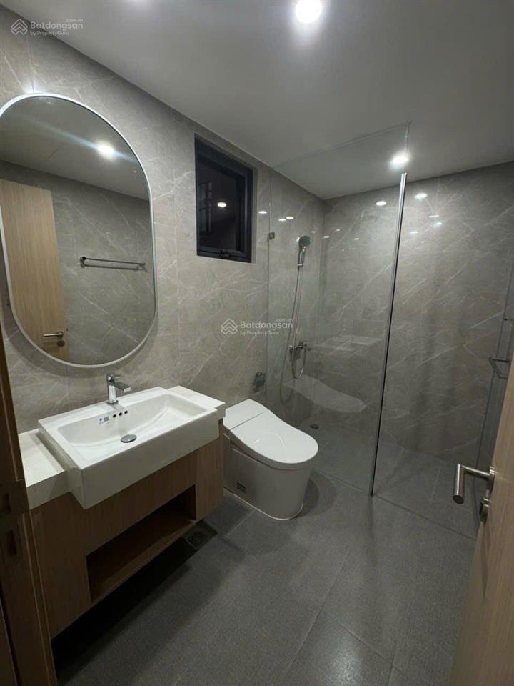 Cho thuê 2pn góc masterise centre point