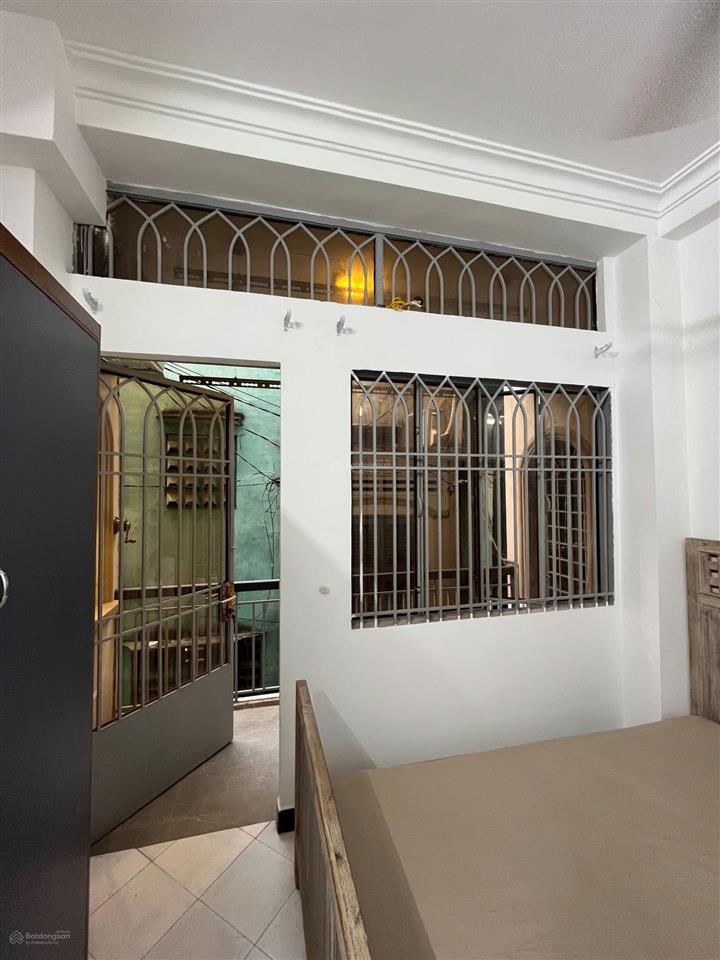 Studio full nội thất  ban công lớn  lầu 1  nhà 223/4 bà hạt  6,5tr/th