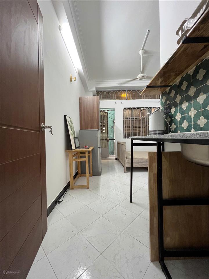 Studio full nội thất  ban công lớn  lầu 1  nhà 223/4 bà hạt  6,5tr/th