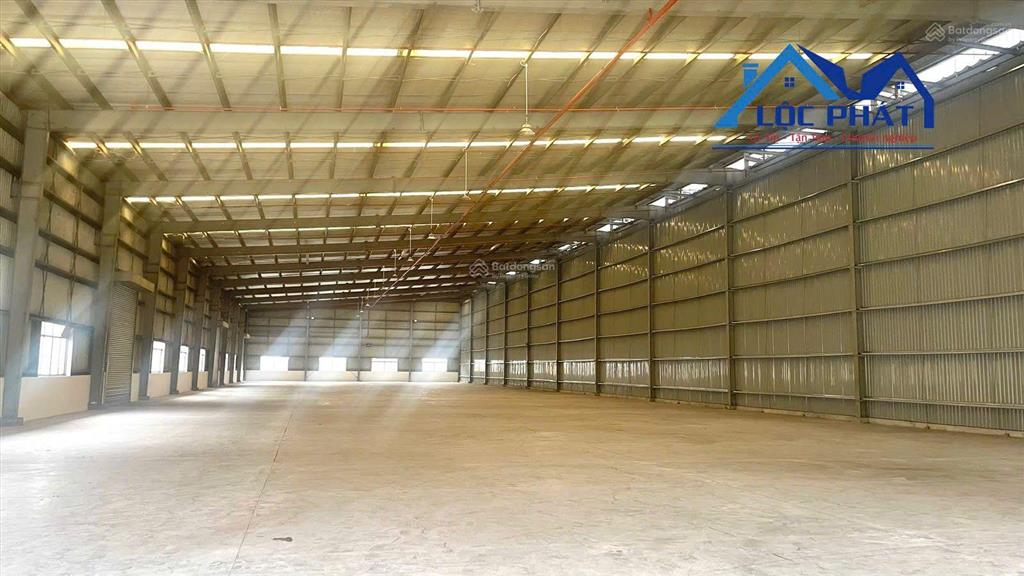 Cho thuê xưởng 2.400m2 kcn nhơn trạch, đồng nai chỉ 116.883đ/m2 (4,5 usd/m2)