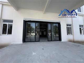 Cho thuê nhà xưởng kcn tân uyên bình dương 24.000 m2 chỉ 3,8 usd/m2