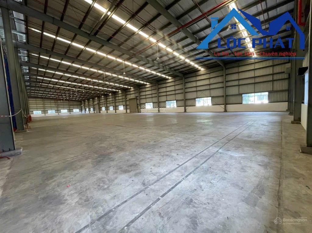Cho thuê xưởng 2.400m2 kcn nhơn trạch, đồng nai chỉ 114.136đ/m2