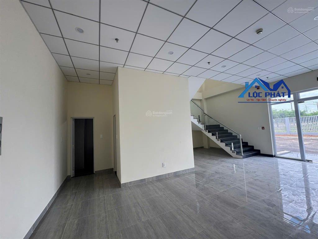 Cho thuê xưởng kcn châu đức 1.792 m2