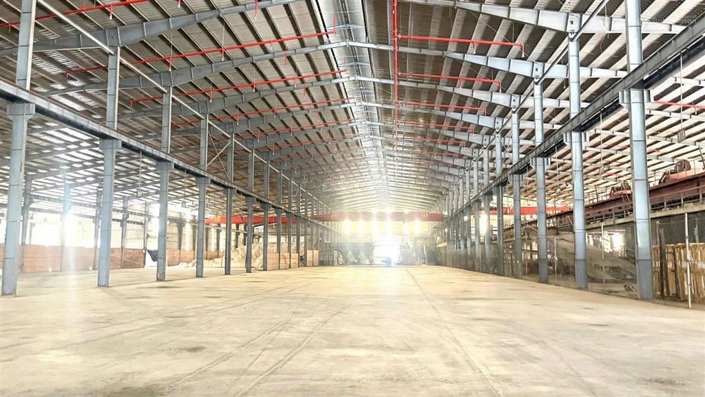 Cho thuê xưởng 30.000 m2 chỉ 1,3 tỷ/tháng