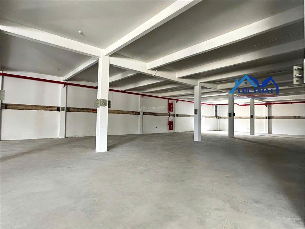 Bán xưởng kcn bến cát bình dương 11.000 m2 chỉ 85 tỷ