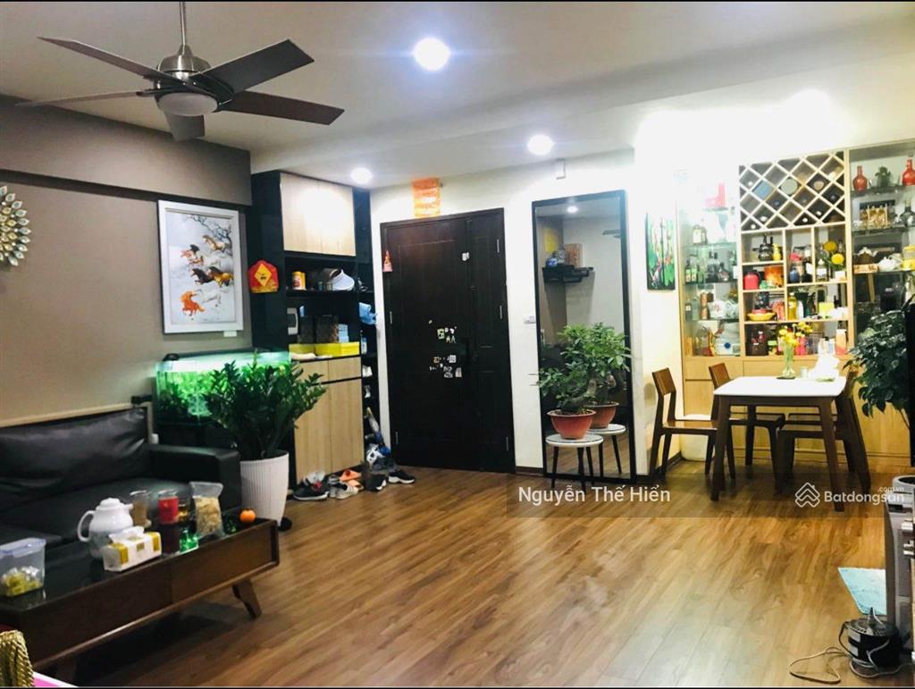 Vị trí đắc địa  bán căn hộ b1  hud2 linh đàm  dt 101m2  3n 2vs  giá 6,x tỷ (giá thương lượng)