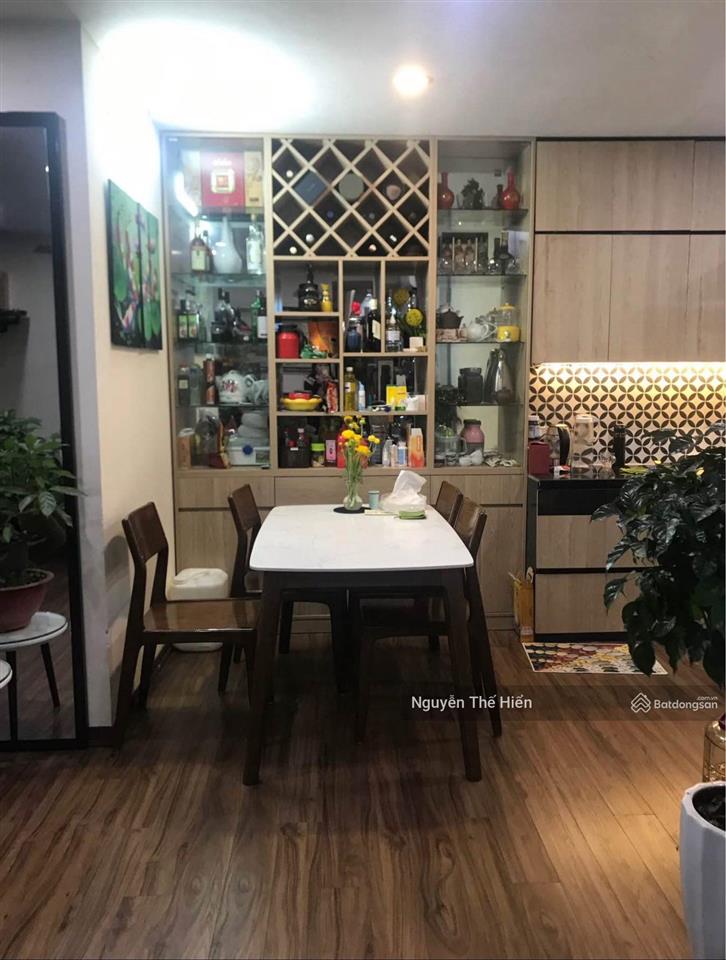 Vị trí đắc địa  bán căn hộ b1  hud2 linh đàm  dt 101m2  3n 2vs  giá 6,x tỷ (giá thương lượng)