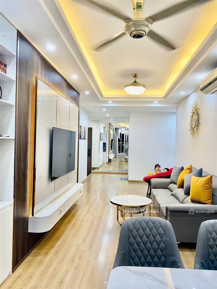 Siêu phẩm hiếmbán căn ct1c thông tấn xãdt 90m23n 2vs(2 ban công)giá 7.x tỷ(giá thương lượng)