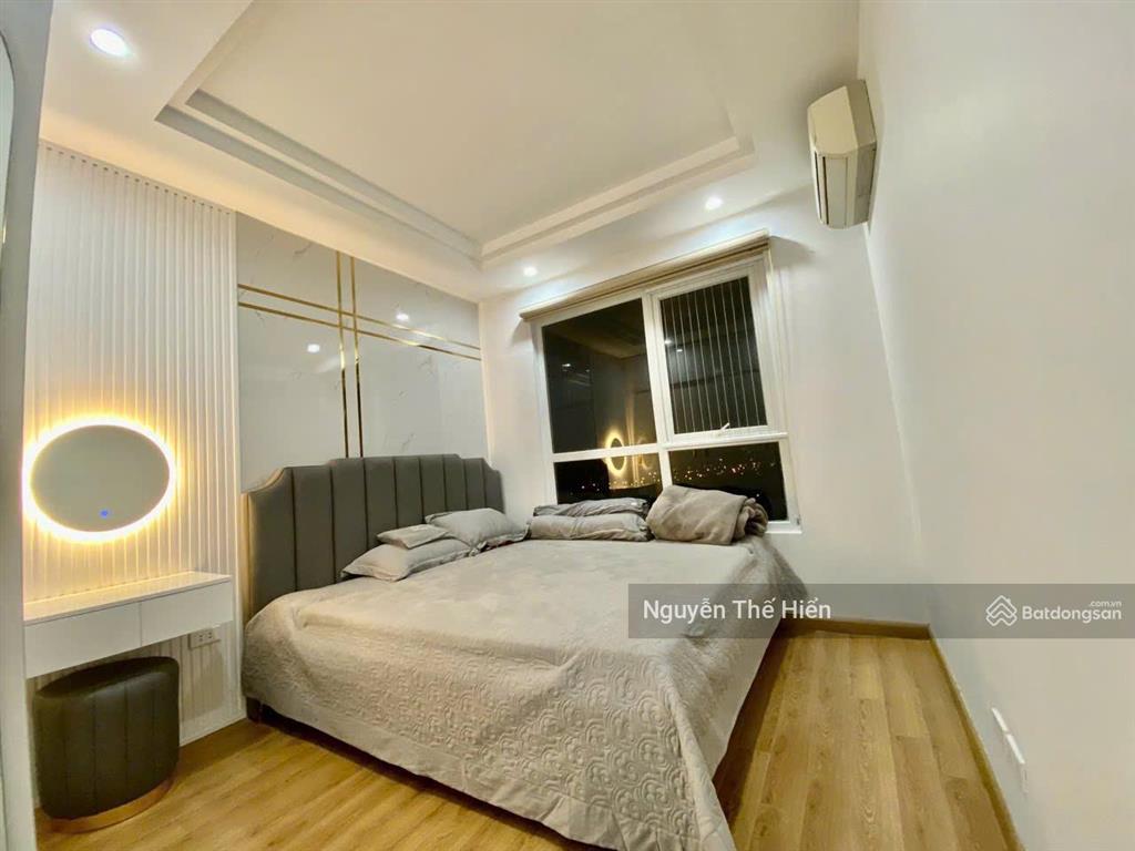 Siêu phẩm hiếmbán căn ct1c thông tấn xãdt 90m23n 2vs(2 ban công)giá 7.x tỷ(giá thương lượng)