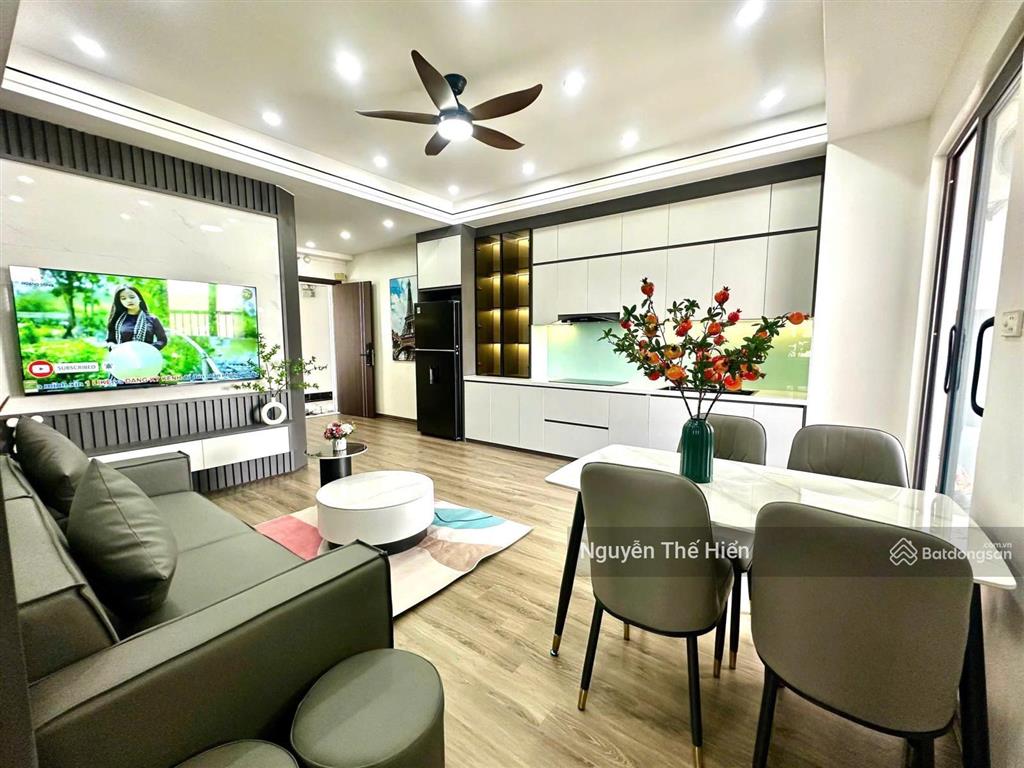 Siêu siêu hiếm  bán căn hộ vp3 linh đàm  dt 72m2  3n 2vs  giá 5 tỷ thu về.