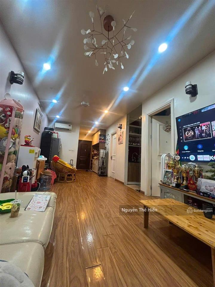 Cực phẩm  bán căn hộ rainbow linh đàm  dt 68m2  2n 2vs  giá 4.8x tỷ (giá thương lượng).